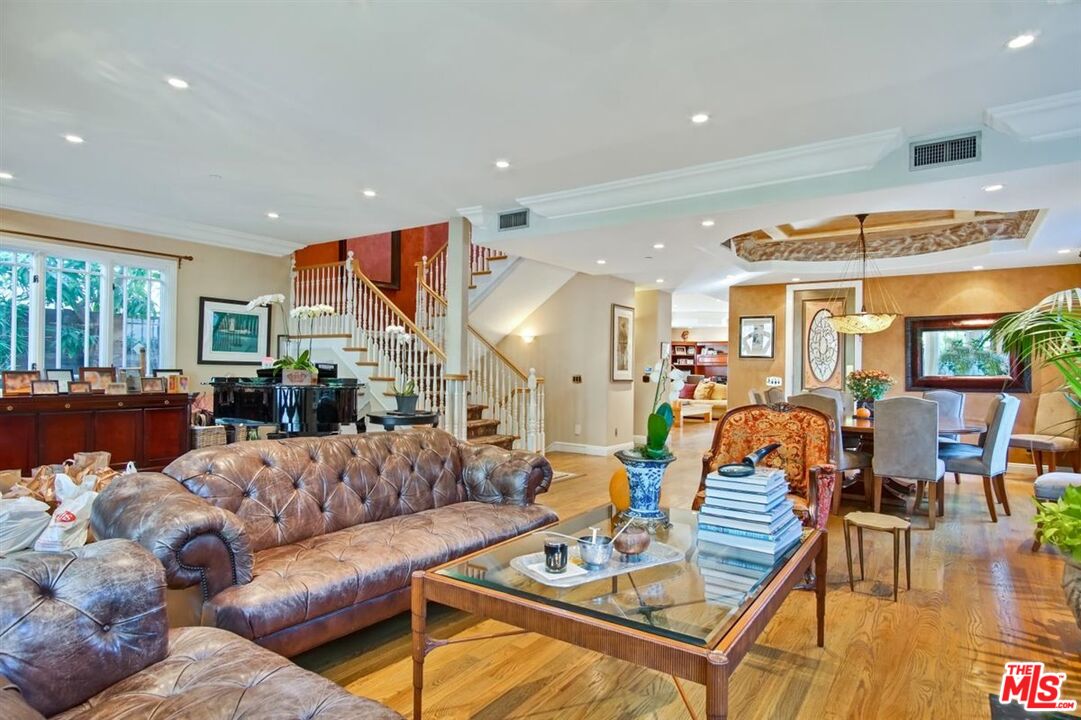 447 S Almont Dr, Beverly Hills