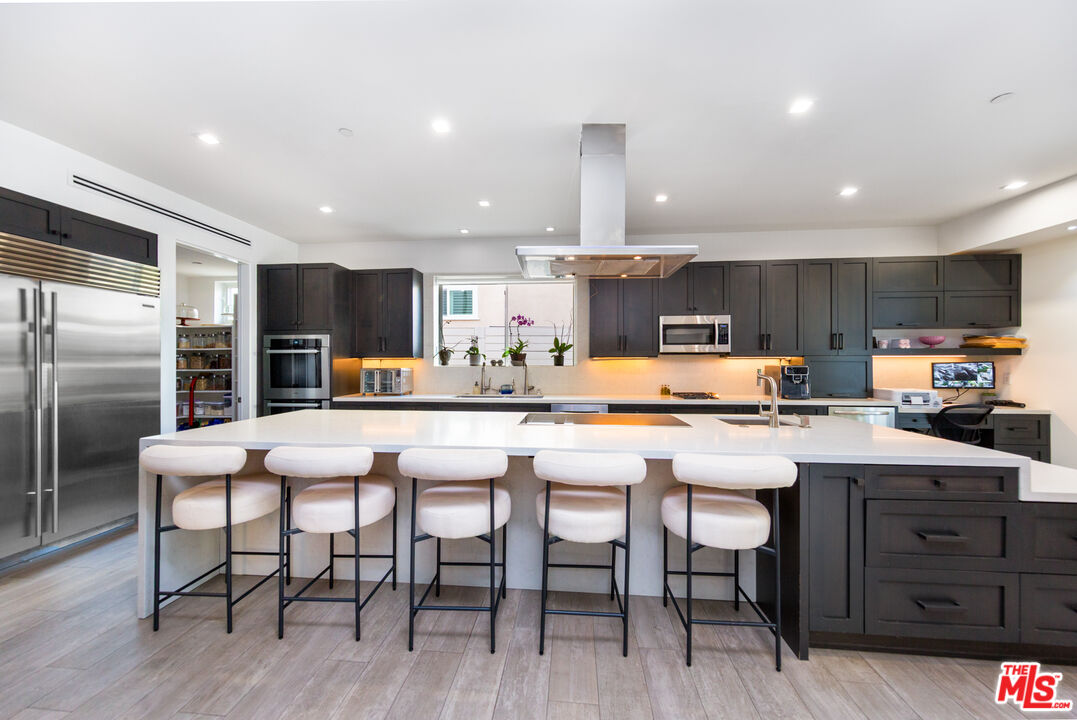 9401 Kirkside Rd — image 2